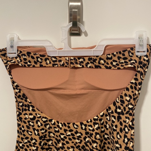 AERIE Strapless Leopard print Swimsuit Size M - Picture 3 of 7
